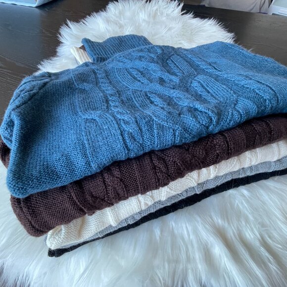 Size XS Turtleneck Wool Grey Sweater Price Firm - Picture 8 of 10